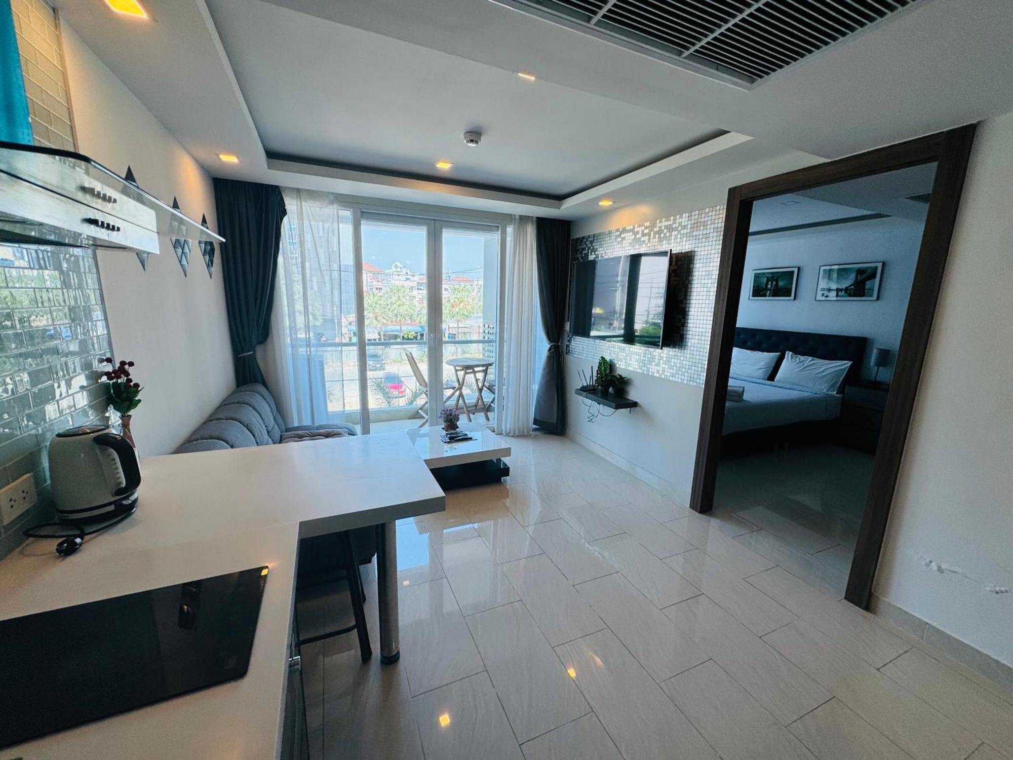 Grand Avenue Conde Pattaya Apartment Exterior photo